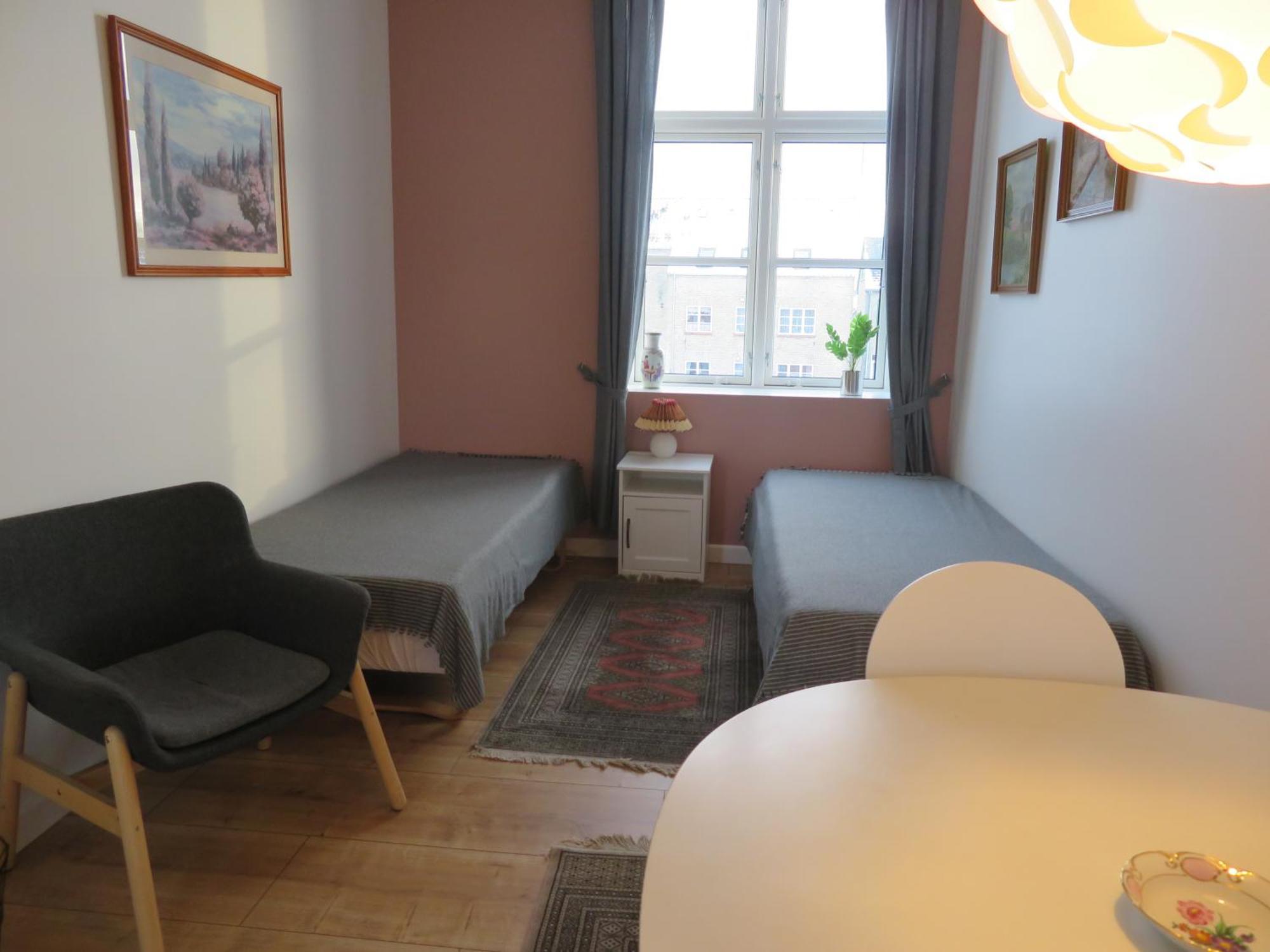 Den Lille Skole - Ferie Pa Aero I Marstal By - Vaerelser Hotel Eksteriør billede